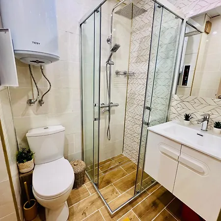 Cozy Corner Briz Apartamento *